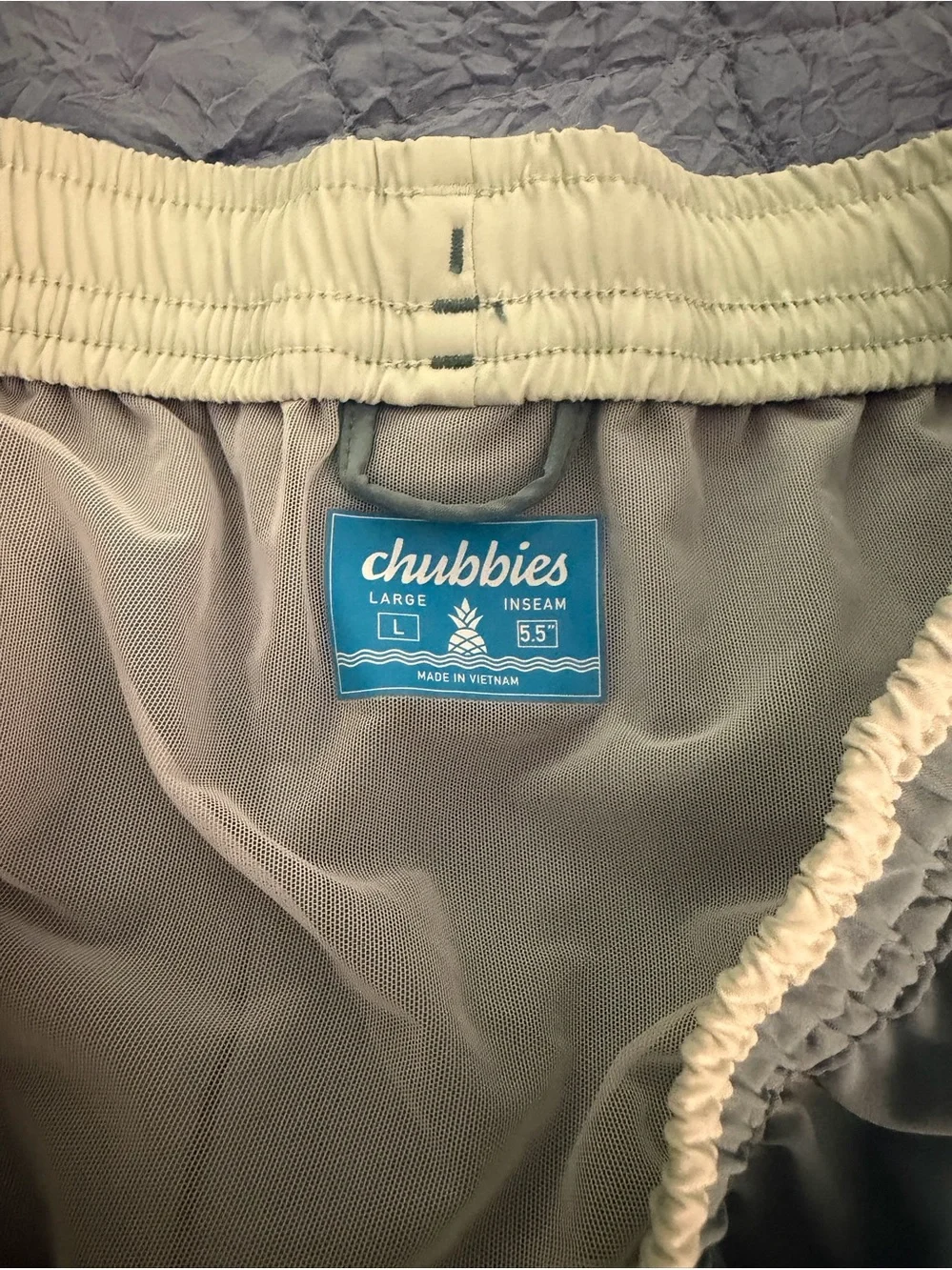 Chubbies Men’s Swim Trunks 5.5 inch men’s Large